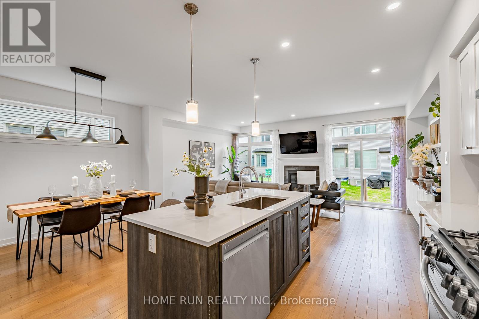 222 Finsbury Avenue, Ottawa, Ontario  K2S 2X9 - Photo 8 - X13145740