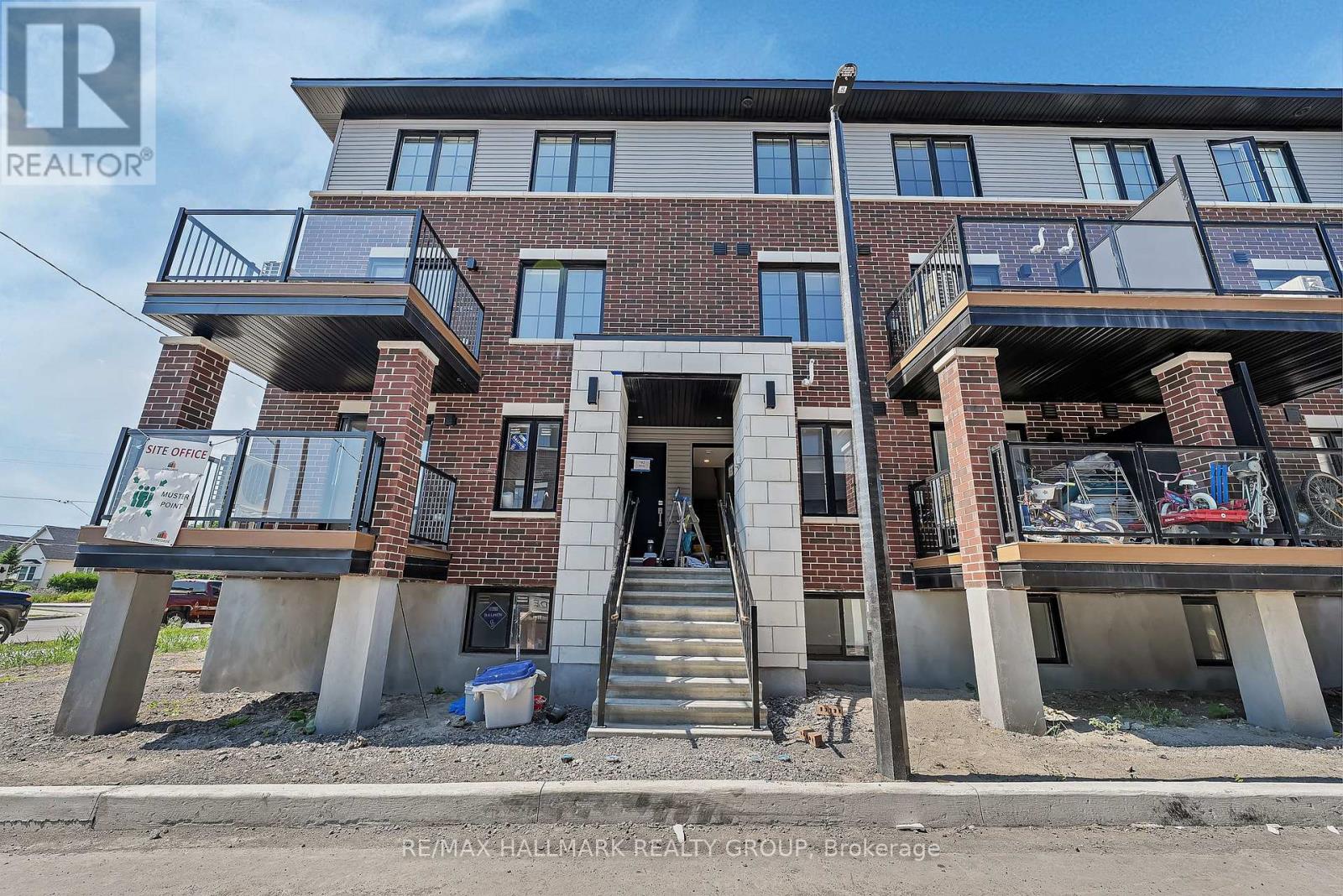 102 CASITA PRIVATE, Ottawa, Ontario