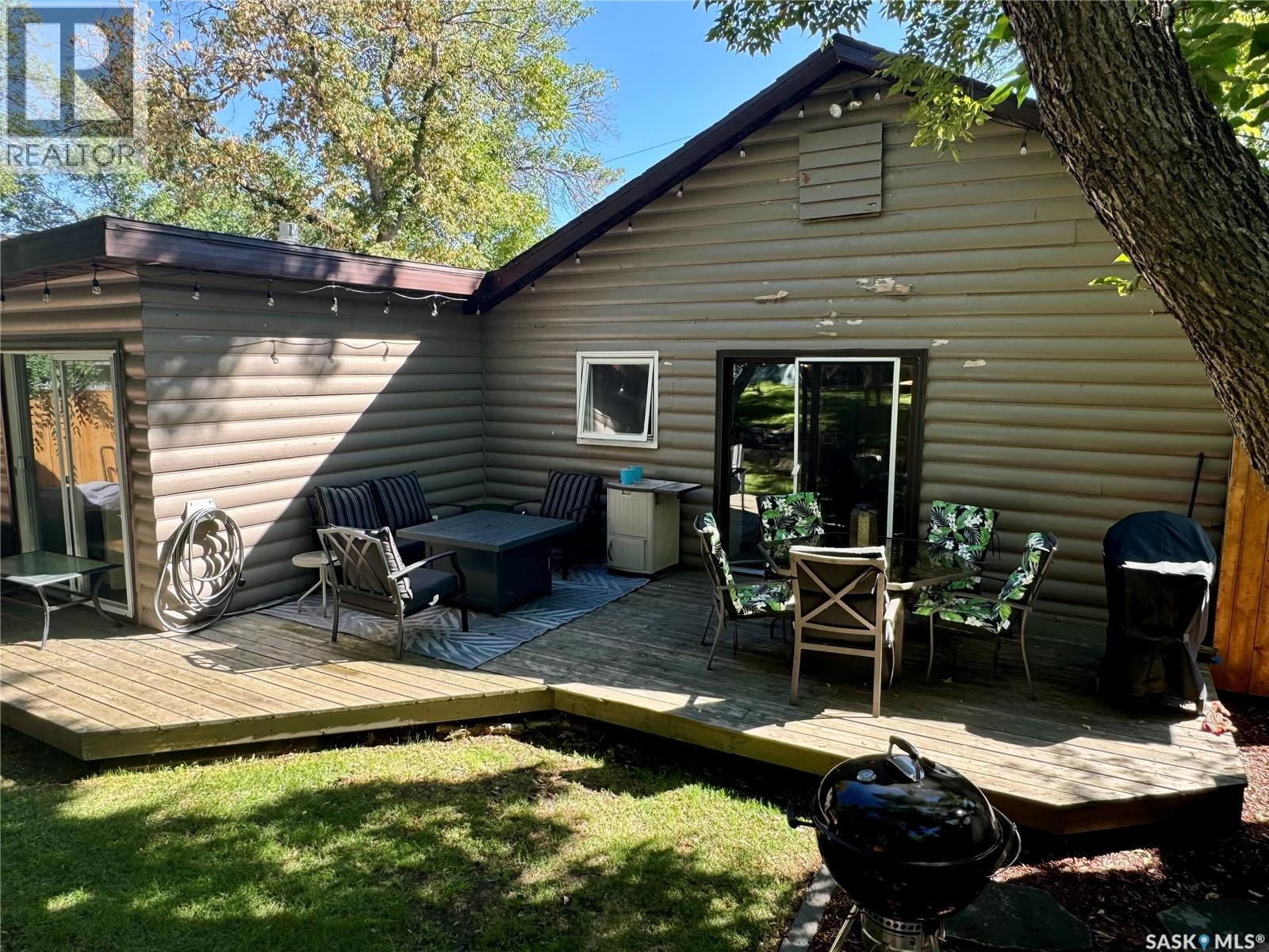 338 3rd STREET E, Regina Beach, Saskatchewan