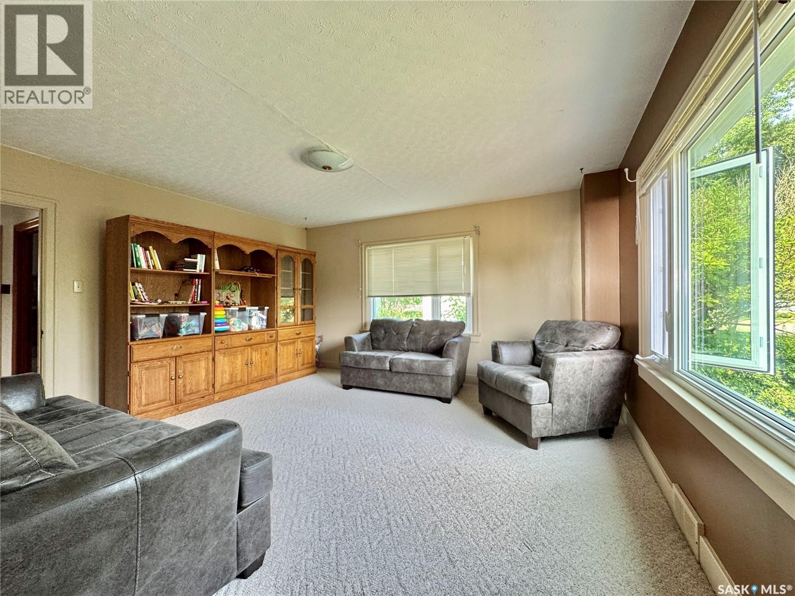 405 March Avenue E, Langenburg, Saskatchewan  S0A 0A0 - Photo 13 - SK036400
