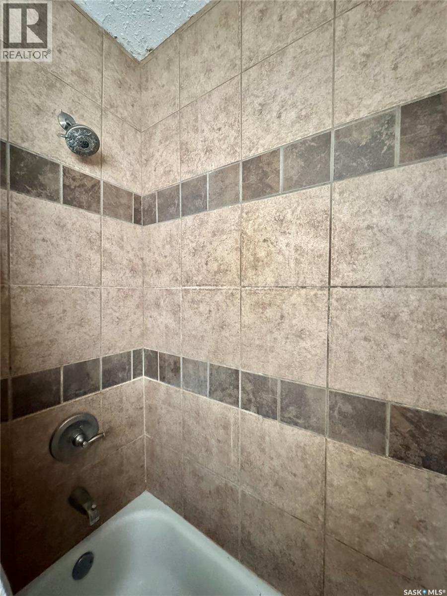 130 5th Street, Bredenbury, Saskatchewan  S0A 0H0 - Photo 11 - SK036399