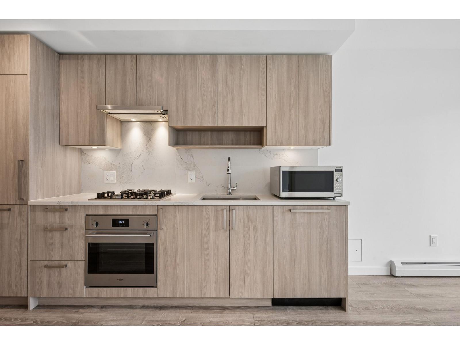 704 13350 Central Avenue, Surrey, British Columbia V3T 0S1 - Photo 10 - R3125086