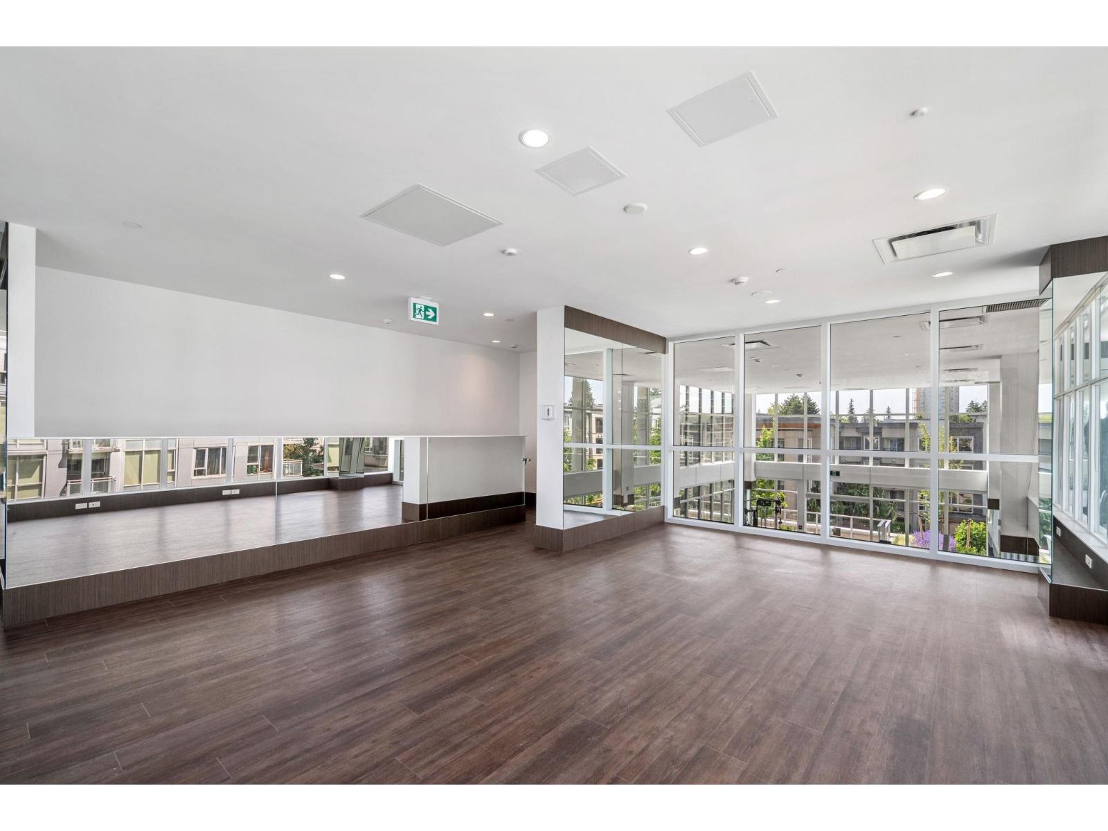 704 13350 Central Avenue, Surrey, British Columbia V3T 0S1 - Photo 23 - R3125086