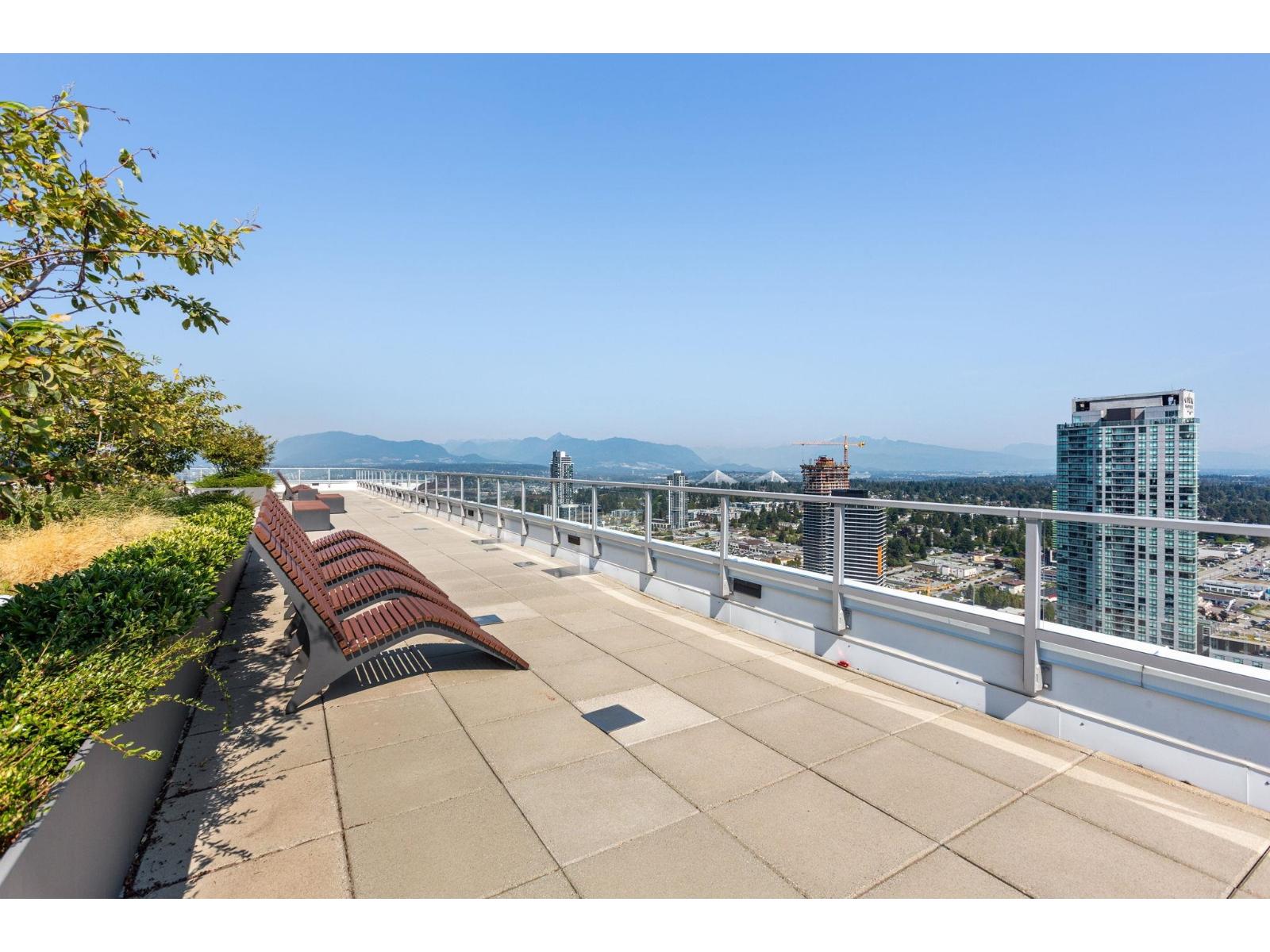 704 13350 Central Avenue, Surrey, British Columbia V3T 0S1 - Photo 34 - R3125086
