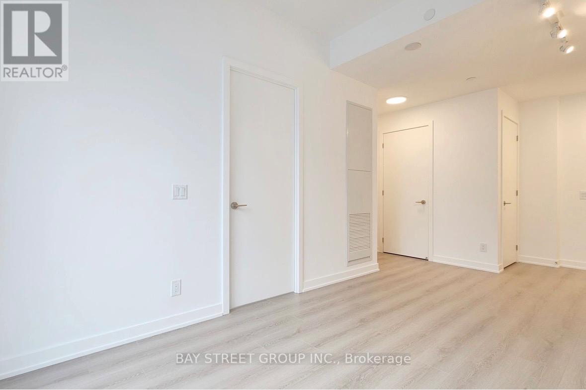 2702 - 100 Queen Street E, Toronto, Ontario  M5C 0B5 - Photo 5 - C13145780