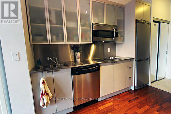 1835 - 111 Elizabeth Street, Toronto, Ontario  M5G 1P7 - Photo 3 - C13145838