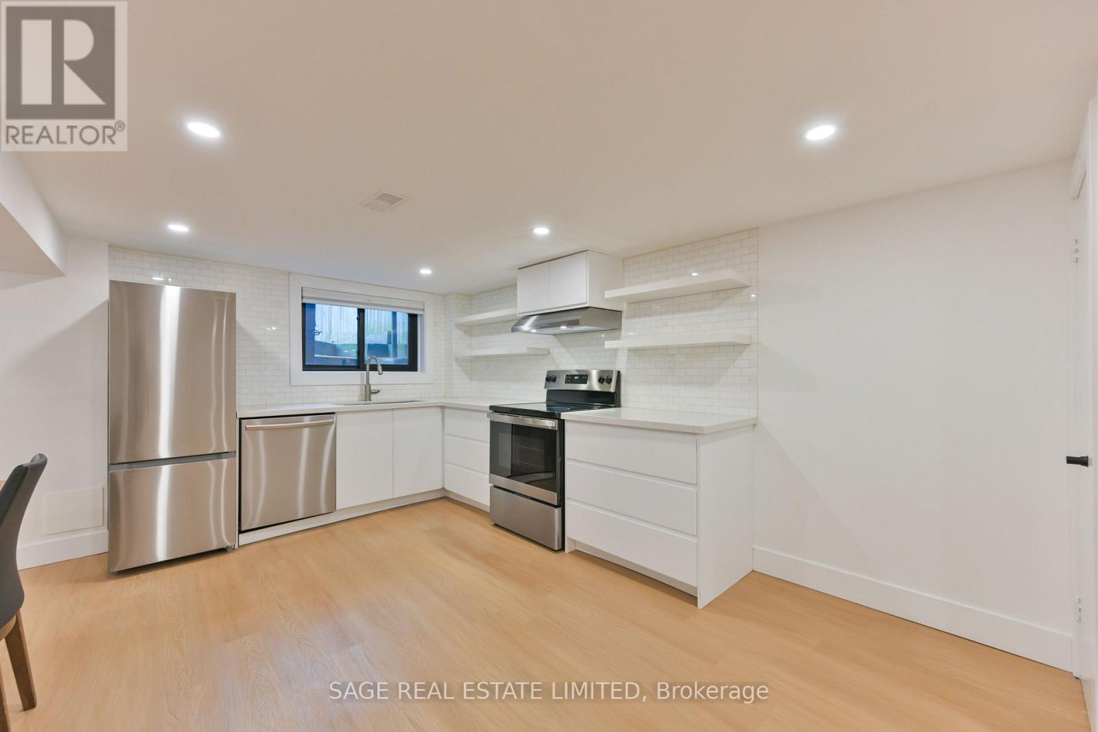 Bsmt - 25 Palmerston Avenue, Toronto, Ontario  M6J 2H9 - Photo 4 - C13145938
