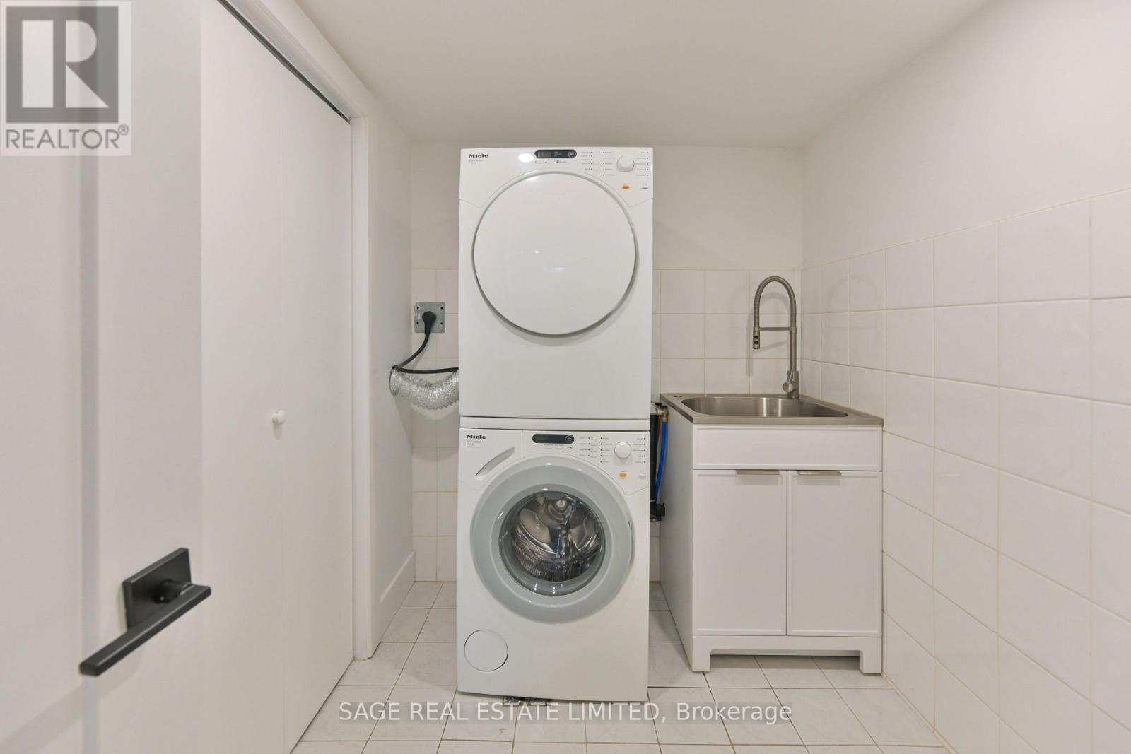 Bsmt - 25 Palmerston Avenue, Toronto, Ontario  M6J 2H9 - Photo 8 - C13145938