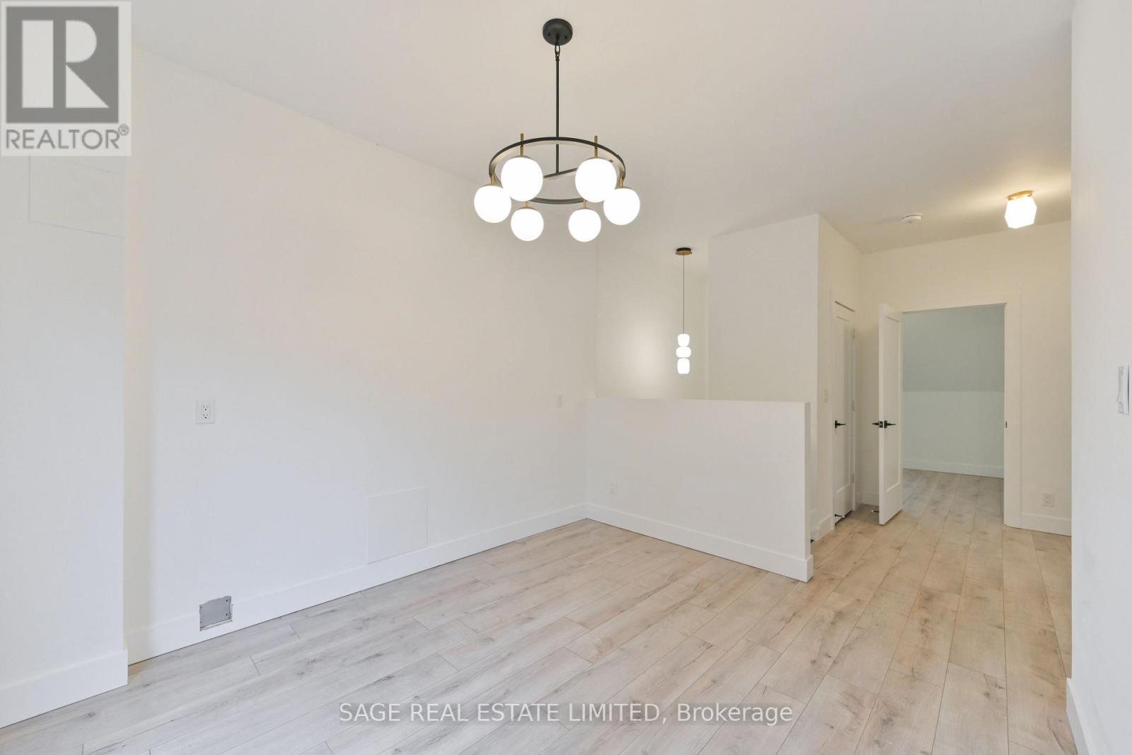 Main - 25 Palmerston Avenue, Toronto, Ontario  M6J 2H9 - Photo 12 - C13145944