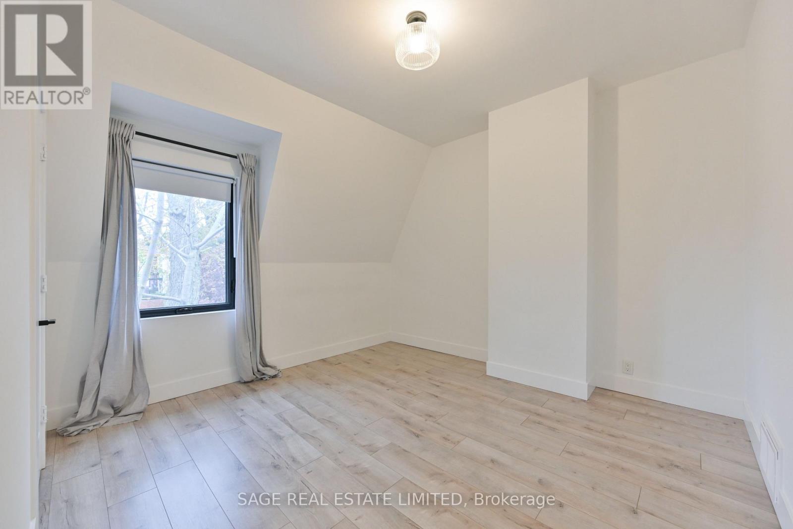 Main - 25 Palmerston Avenue, Toronto, Ontario  M6J 2H9 - Photo 16 - C13145944