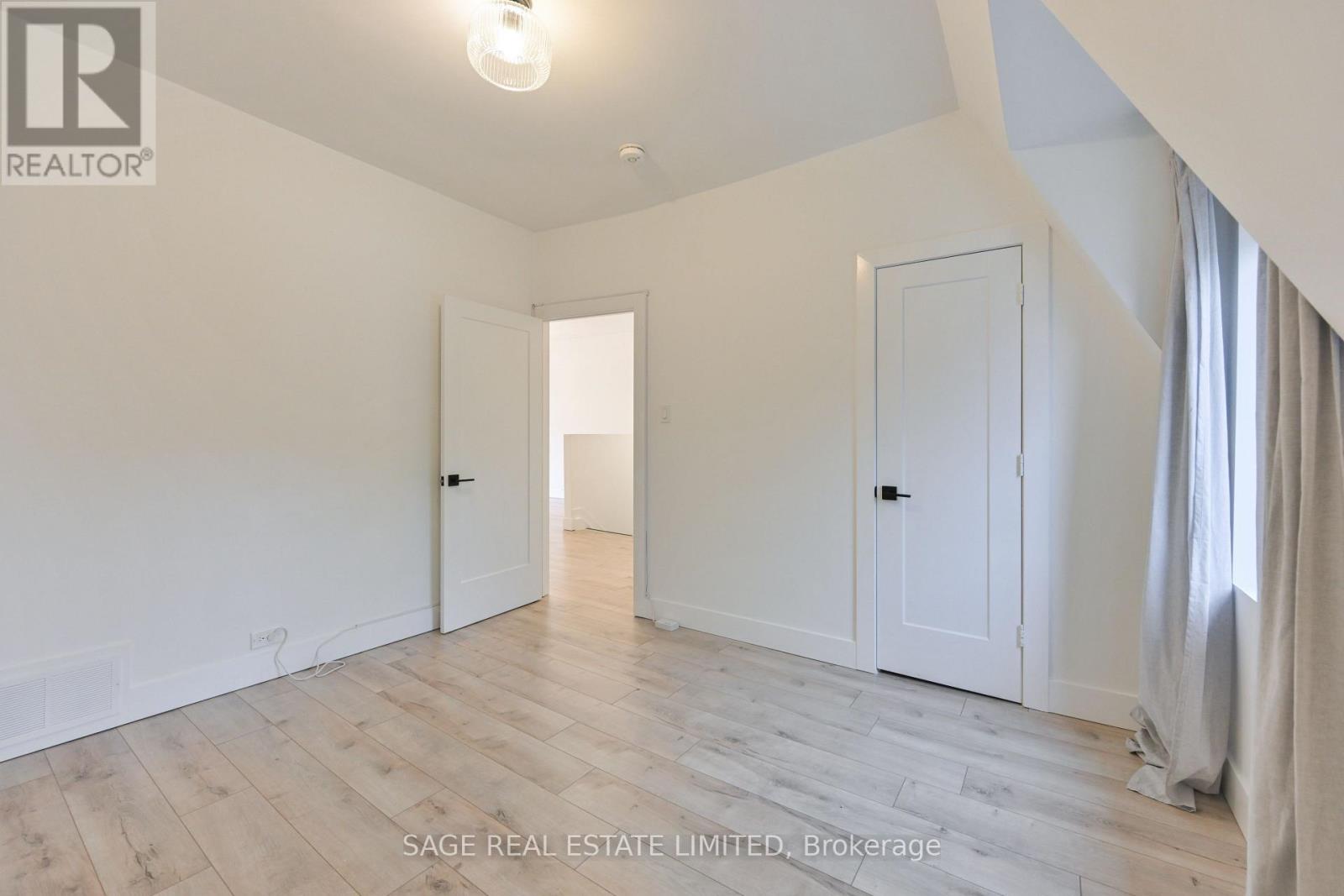 Main - 25 Palmerston Avenue, Toronto, Ontario  M6J 2H9 - Photo 17 - C13145944