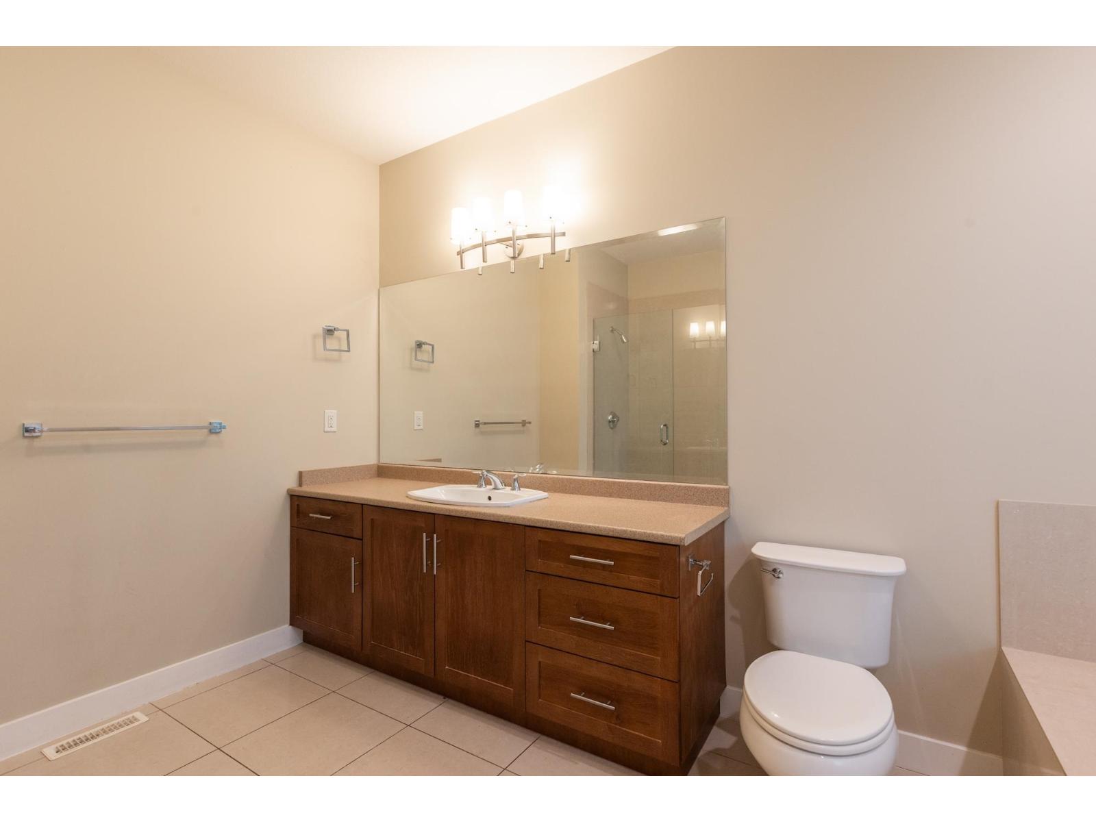 8228 171a Street, Surrey, British Columbia V4N 0B2 - Photo 21 - R3124917