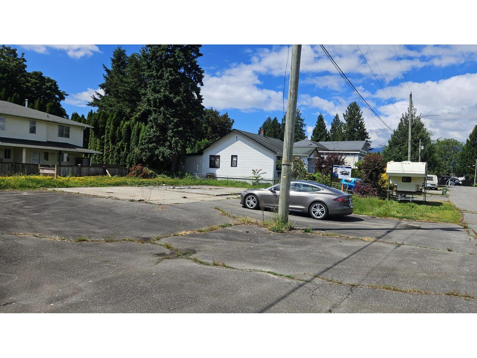 45668 Victoria Avenue, Chilliwack Proper West, Chilliwack, British Columbia  V2P 2T7 - Photo 1 - R3124566