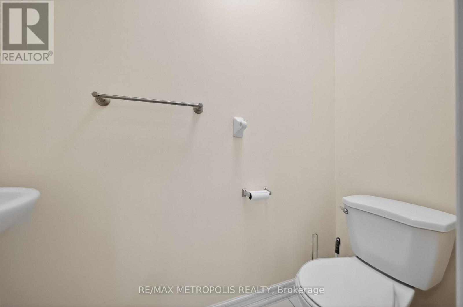 83 Greenhalf Drive, Ajax, Ontario  L1S 7R6 - Photo 13 - E13145722