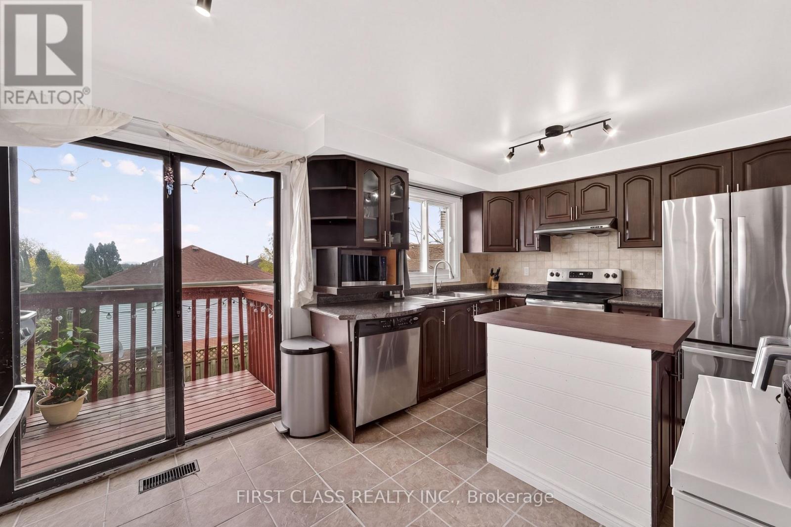 2109 Denby Drive, Pickering, Ontario  L1X 1Y8 - Photo 13 - E13145756