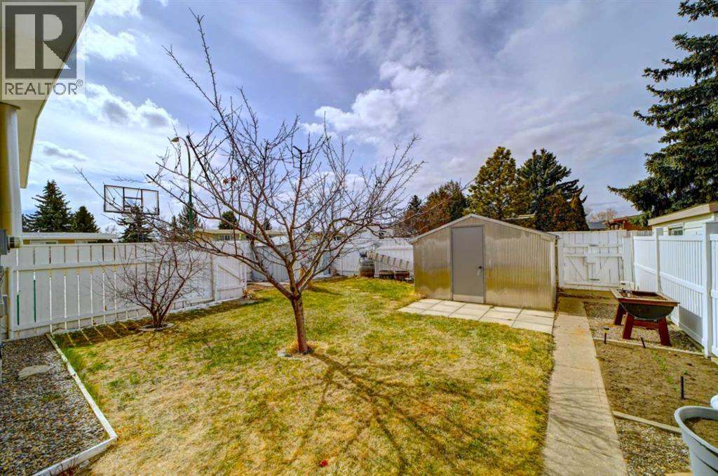 2043 19 Street N, Lethbridge, Alberta  T1H 4B1 - Photo 40 - A2297848