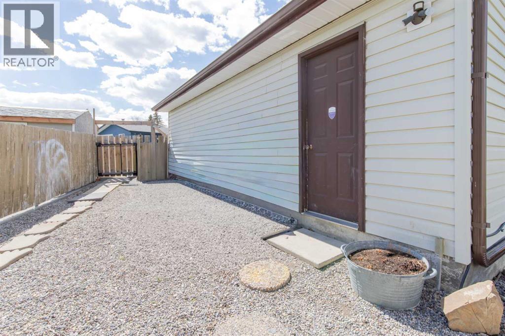 580 Mcdougall Street, Pincher Creek, Alberta  T0K 1W0 - Photo 49 - A2306436