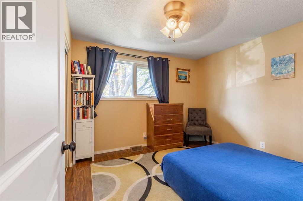 57 Honeysuckle Road N, Lethbridge, Alberta  T1H 4J7 - Photo 14 - A2310146