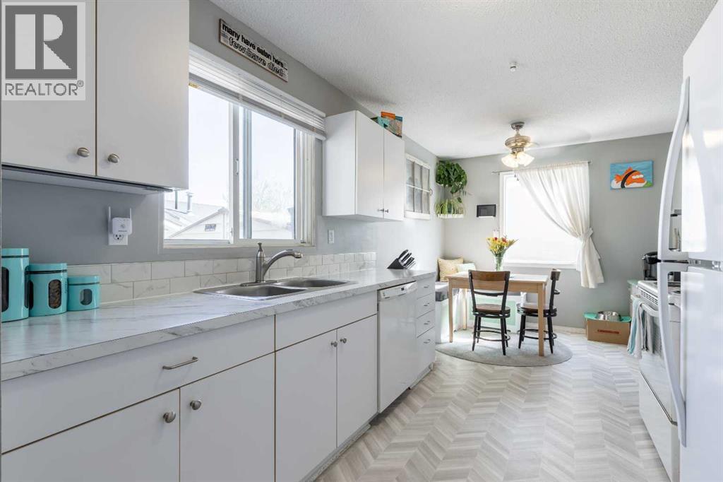 57 Honeysuckle Road N, Lethbridge, Alberta  T1H 4J7 - Photo 12 - A2310146