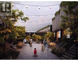 2406 E 12TH AVENUE, Vancouver, British Columbia