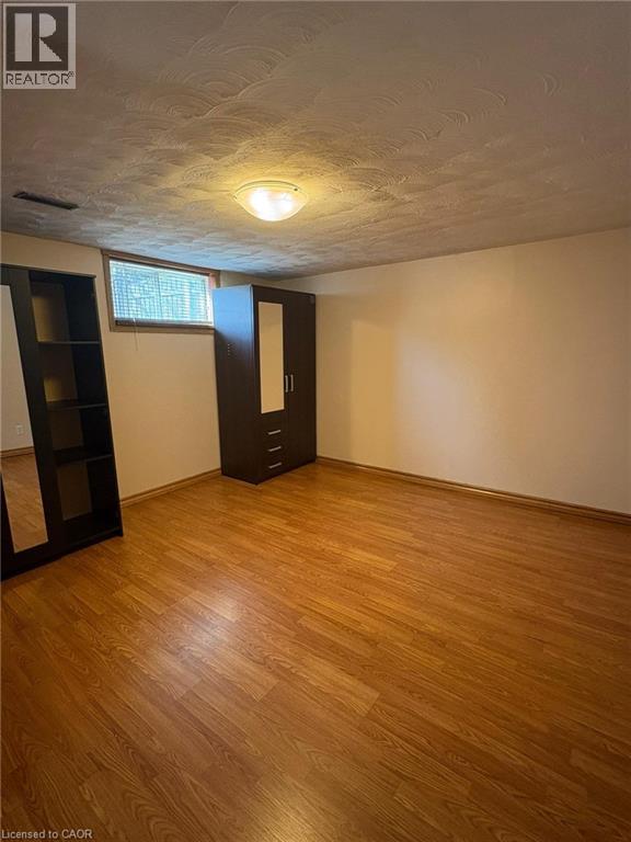 357 Gage Court Unit# Lower, Burlington, Ontario  L7T 4E1 - Photo 11 - 40823698