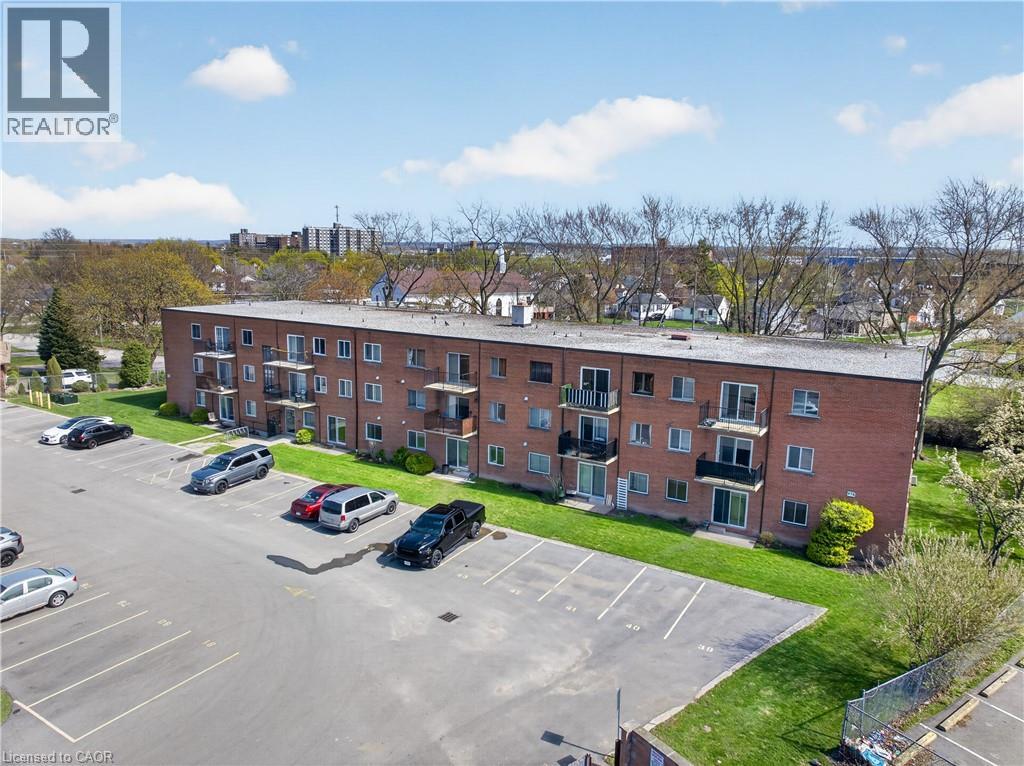 456 Carlton Street Unit# 10, St. Catharines, Ontario  L2M 4X1 - Photo 19 - 40823892