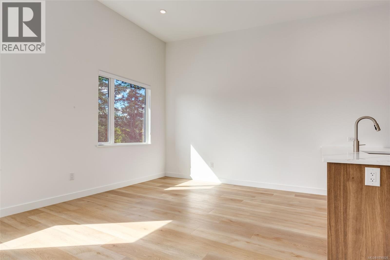 203 7181 Lantzville Rd, Lantzville, British Columbia  V0R 2H0 - Photo 12 - 1036828