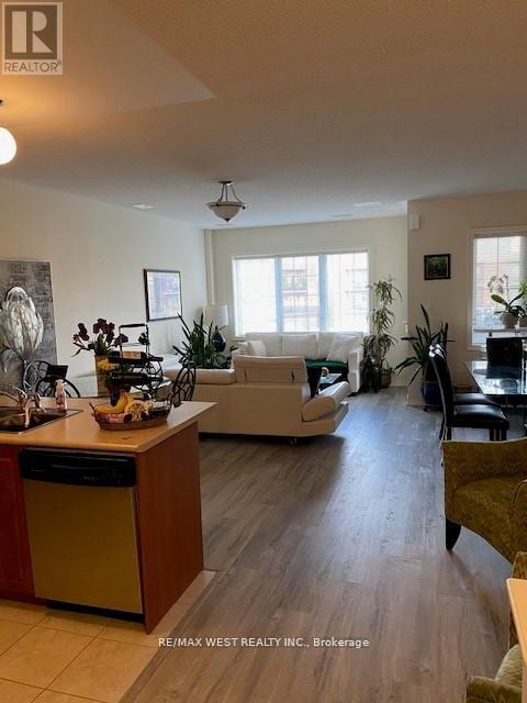 211 - 9441 Jane Street, Vaughan, Ontario  L6A 4H8 - Photo 3 - N13145674