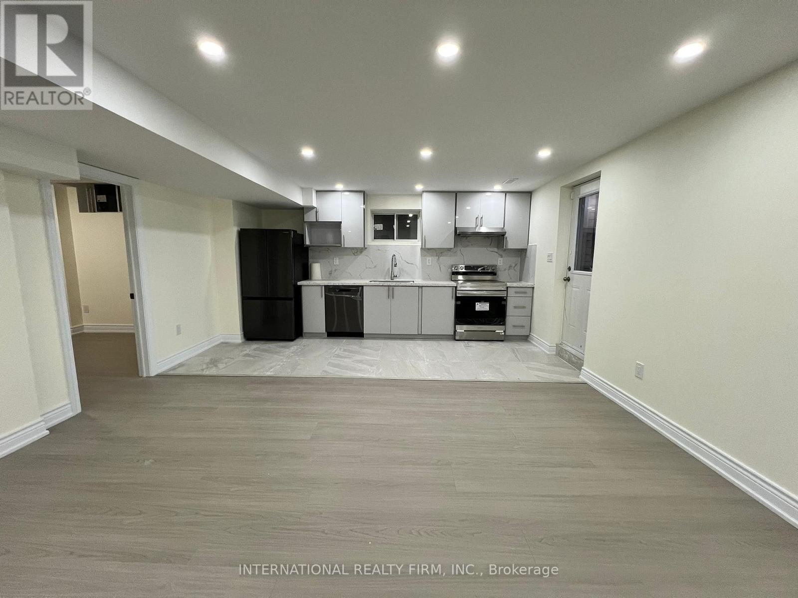 216 Wesmina Avenue, Whitchurch-Stouffville, Ontario  L4A 5A2 - Photo 16 - N13145676
