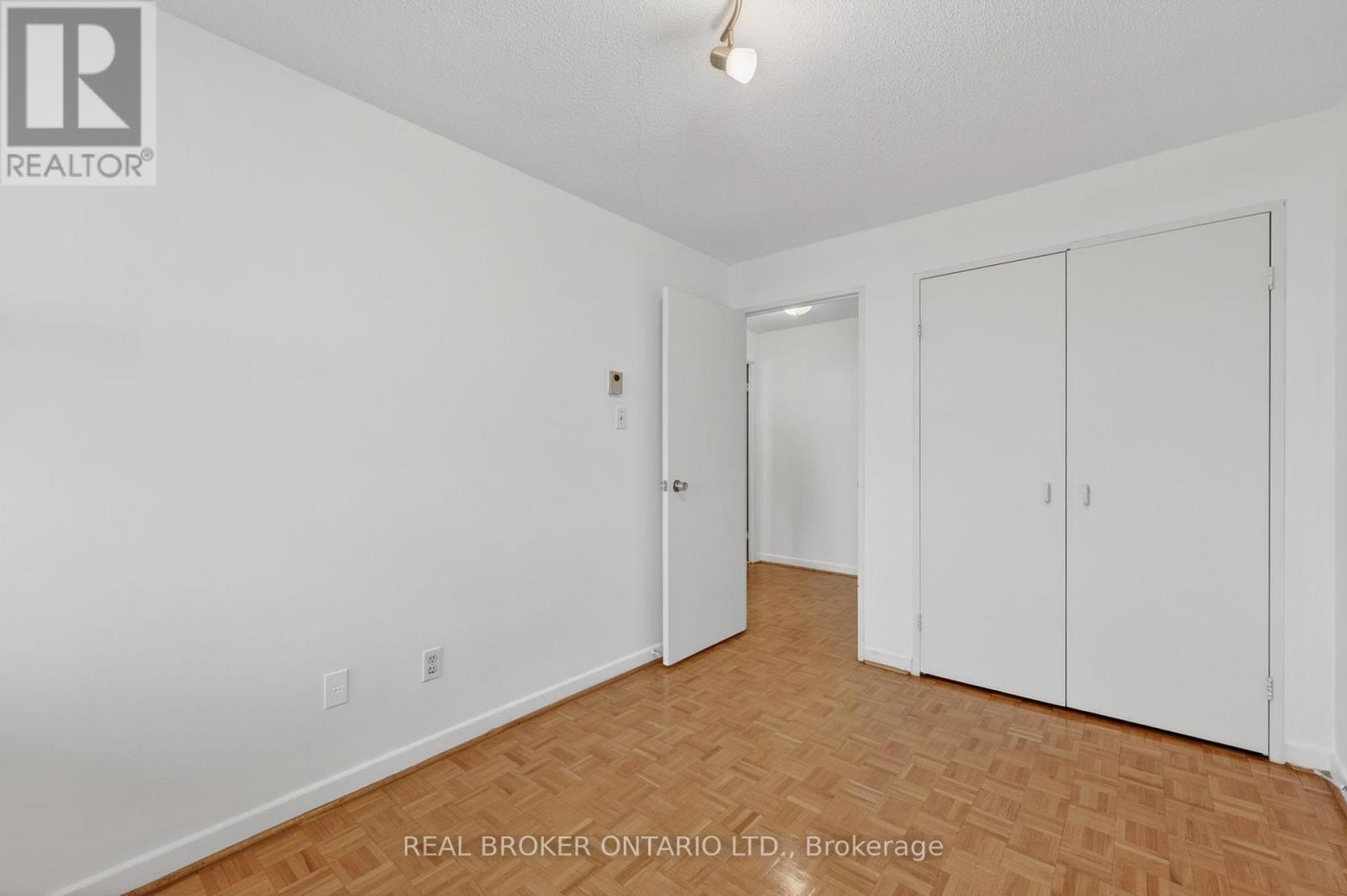 901 - 80 Inverlochy Boulevard, Markham, Ontario  L3T 4P3 - Photo 14 - N13145710
