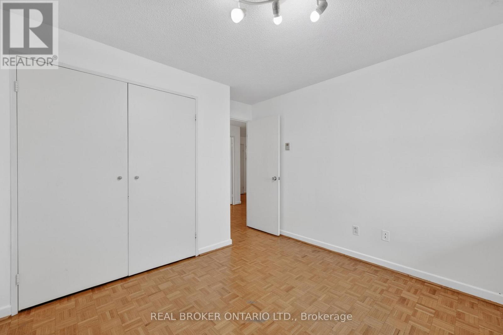 901 - 80 Inverlochy Boulevard, Markham, Ontario  L3T 4P3 - Photo 16 - N13145710