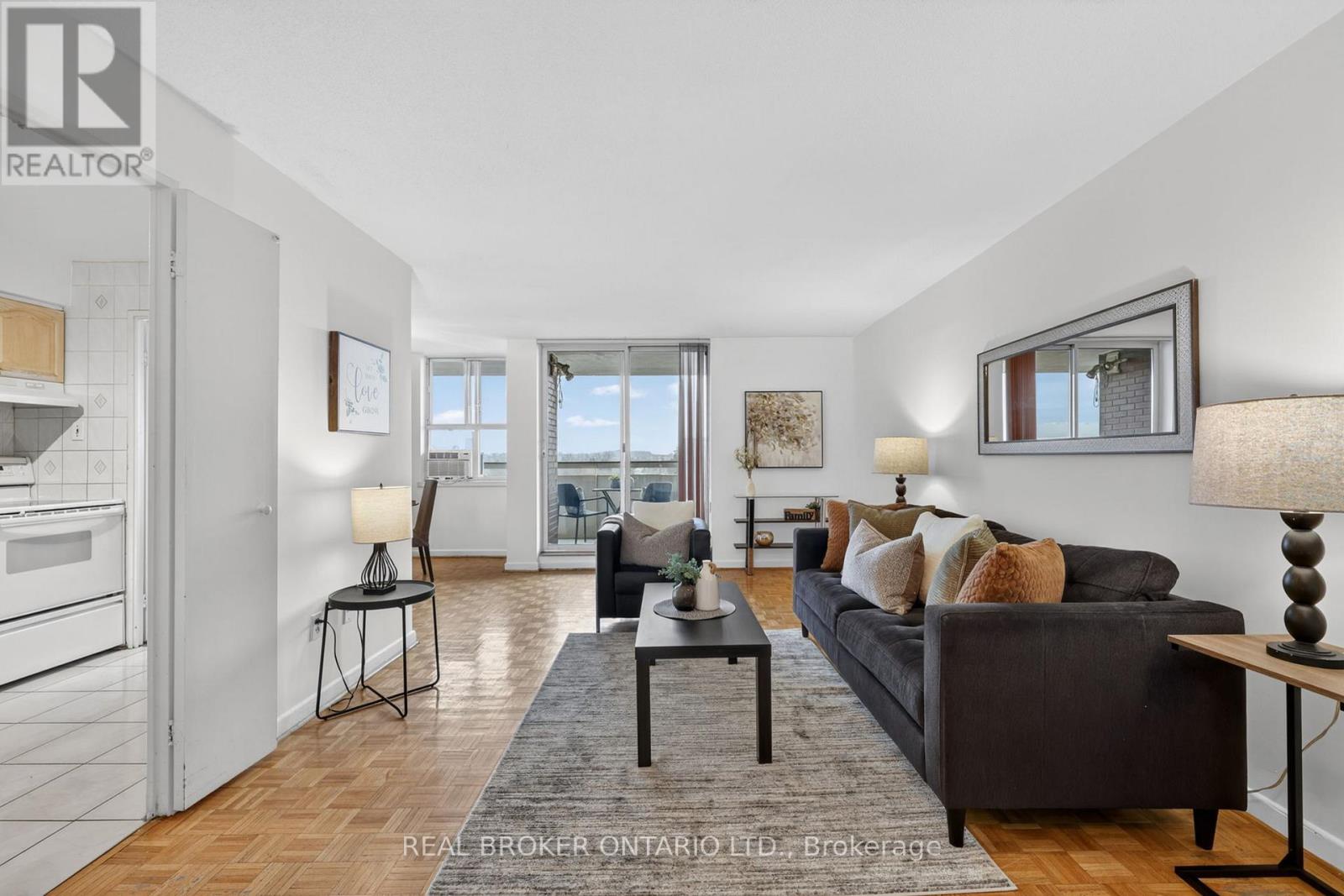 901 - 80 Inverlochy Boulevard, Markham, Ontario  L3T 4P3 - Photo 2 - N13145710