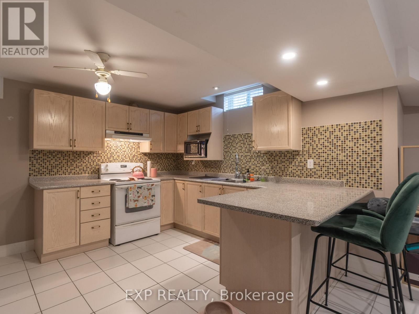 142 Savage Road, Newmarket, Ontario L3X 1R3 - Photo 17 - N13145950