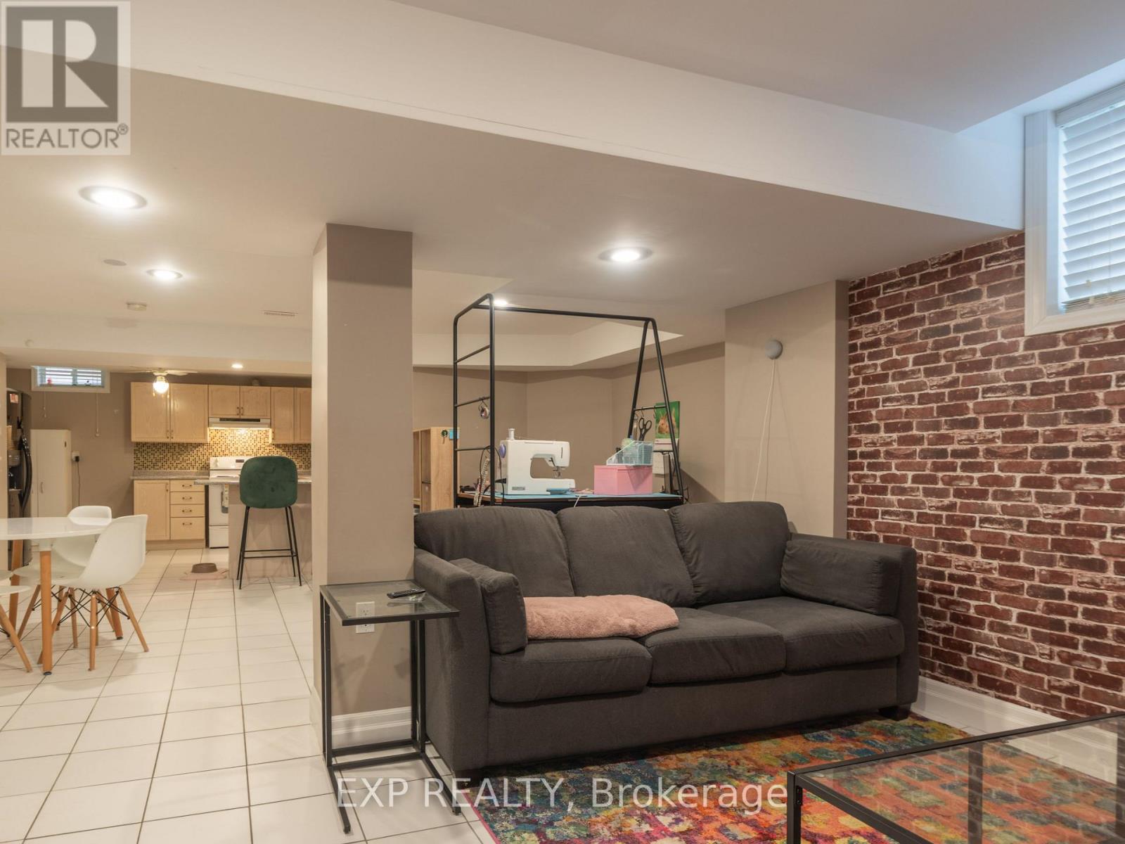 142 Savage Road, Newmarket, Ontario L3X 1R3 - Photo 18 - N13145950