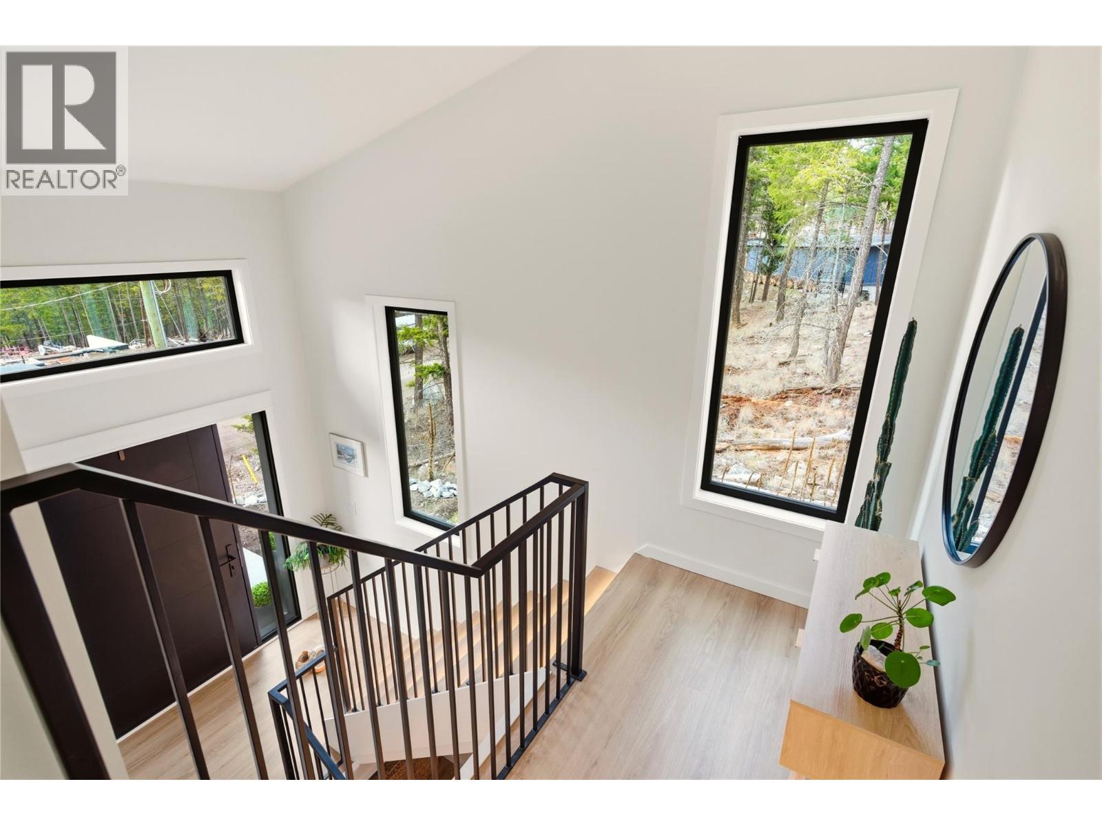 7111 Dunwaters Road, Kelowna, British Columbia V1Z 3W6 - Photo 24 - 10376251
