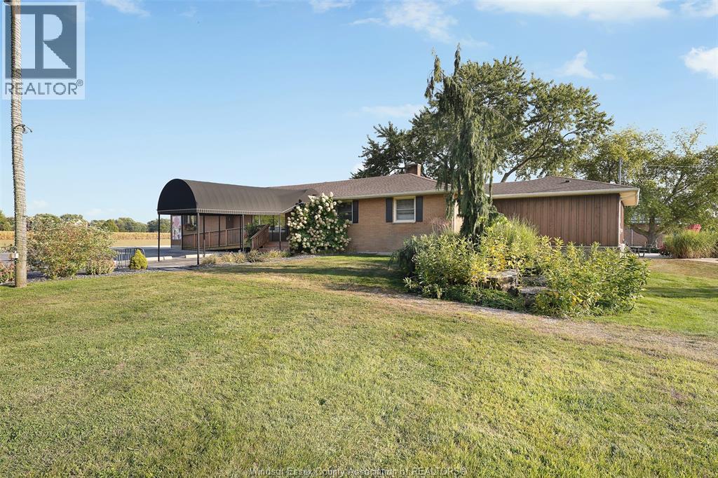 585 Seacliff Drive, Kingsville, Ontario  N9Y 2K6 - Photo 5 - 26011516