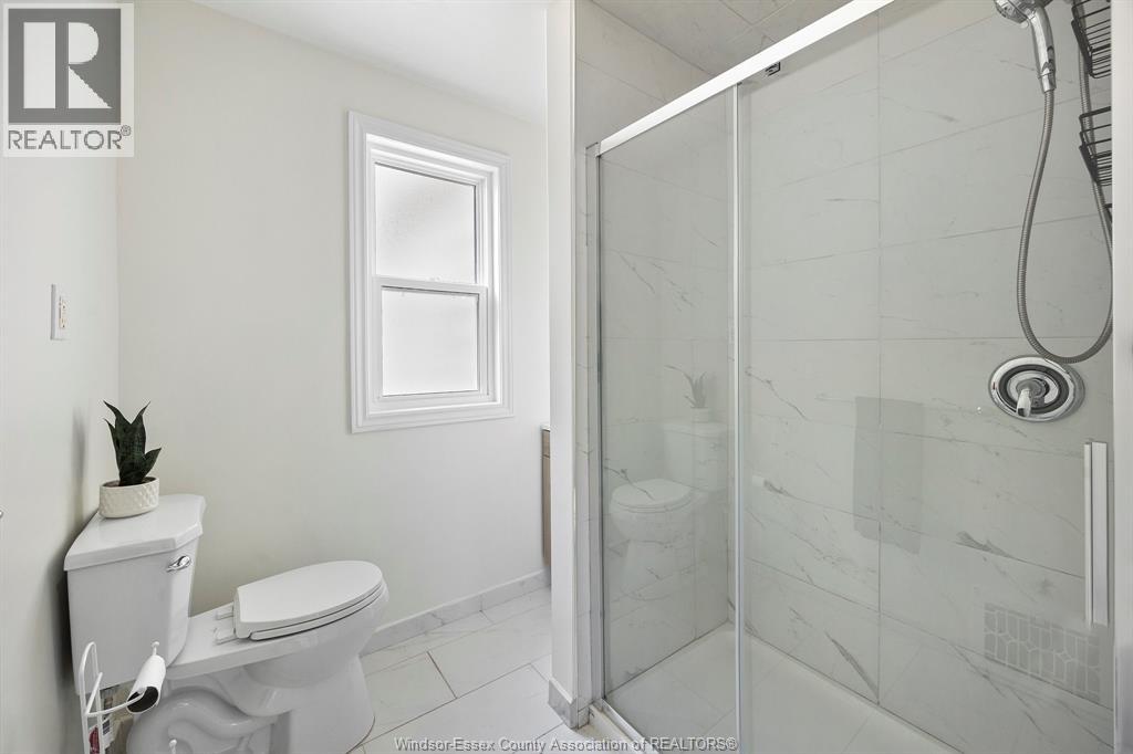 1073 Jefferson, Windsor, Ontario N9S 2R2 - Photo 22 - 26011507