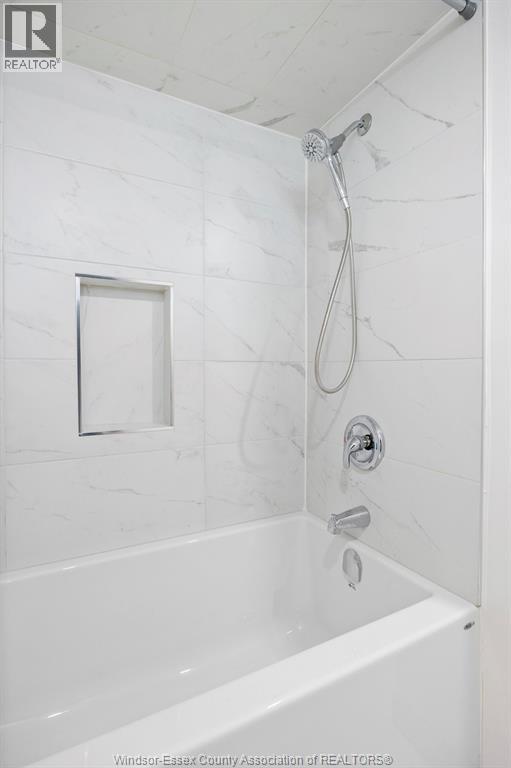 1073 Jefferson, Windsor, Ontario N9S 2R2 - Photo 28 - 26011507
