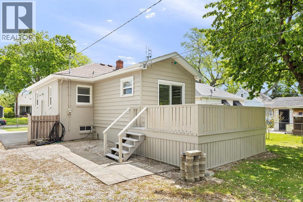 1073 Jefferson, Windsor, Ontario N9S 2R2 - Photo 7 - 26011507