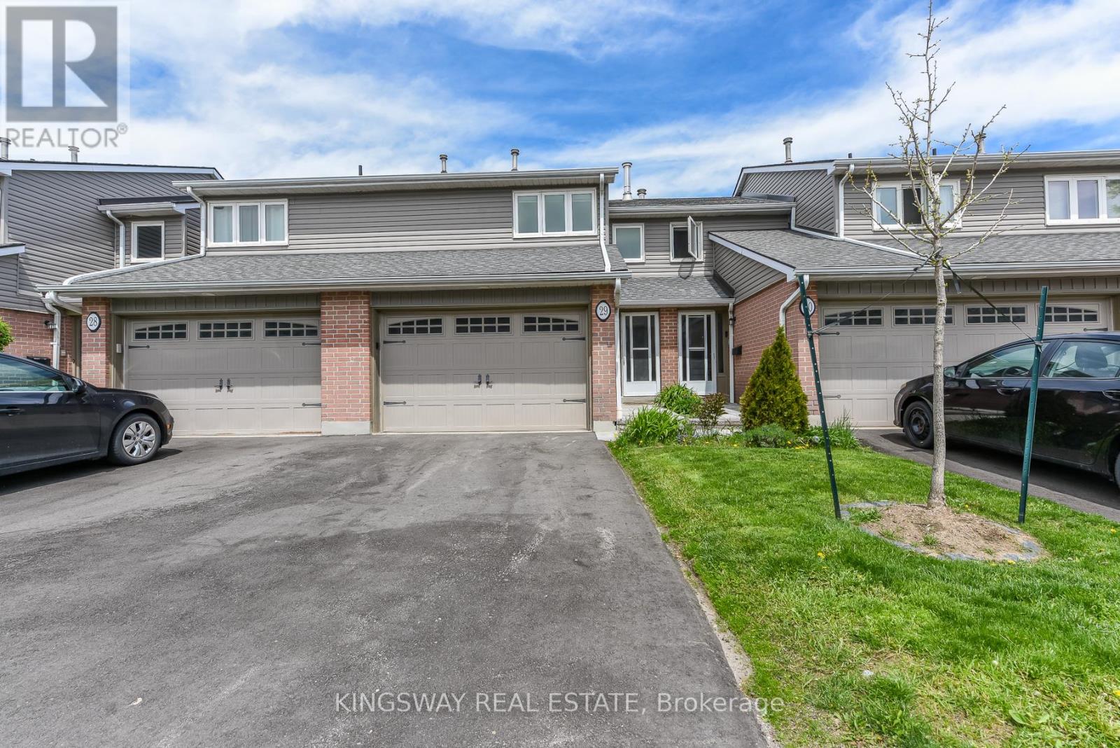 29 - 3125 Fifth Line W, Mississauga, Ontario L5L 3S8 - Photo 2 - W13145680