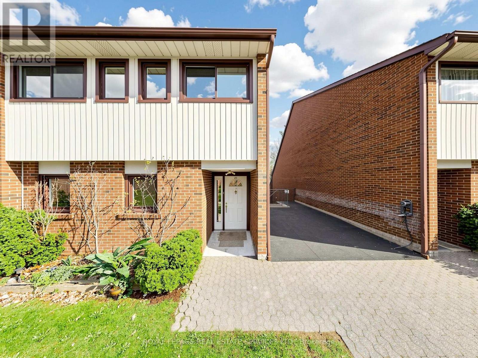 21 - 530 Falgarwood Drive, Oakville, Ontario  L6H 1N3 - Photo 2 - W13145690
