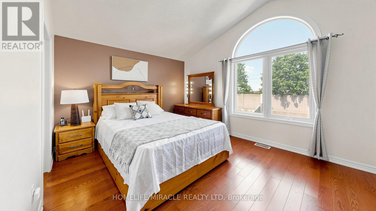 66 Rocky Point Crescent, Brampton, Ontario  L6V 4R7 - Photo 18 - W13145734