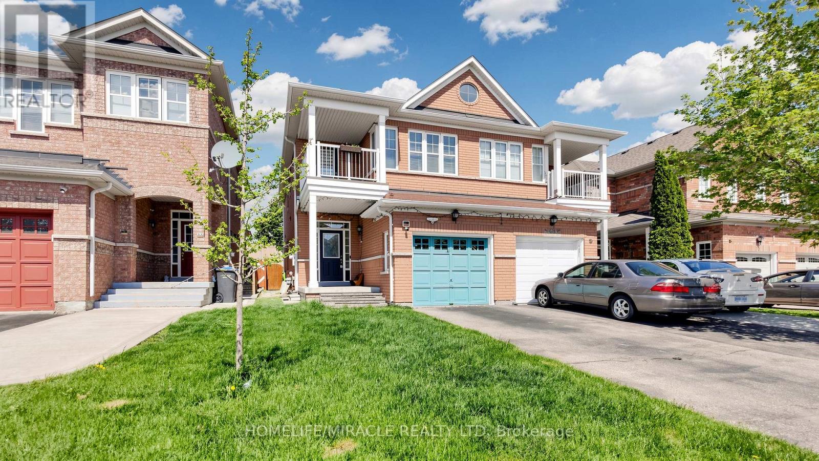 66 Rocky Point Crescent, Brampton, Ontario  L6V 4R7 - Photo 3 - W13145734