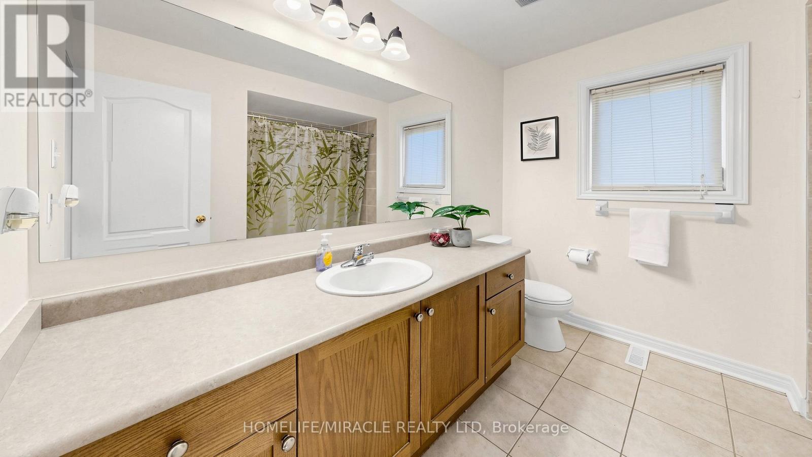 66 Rocky Point Crescent, Brampton, Ontario  L6V 4R7 - Photo 30 - W13145734