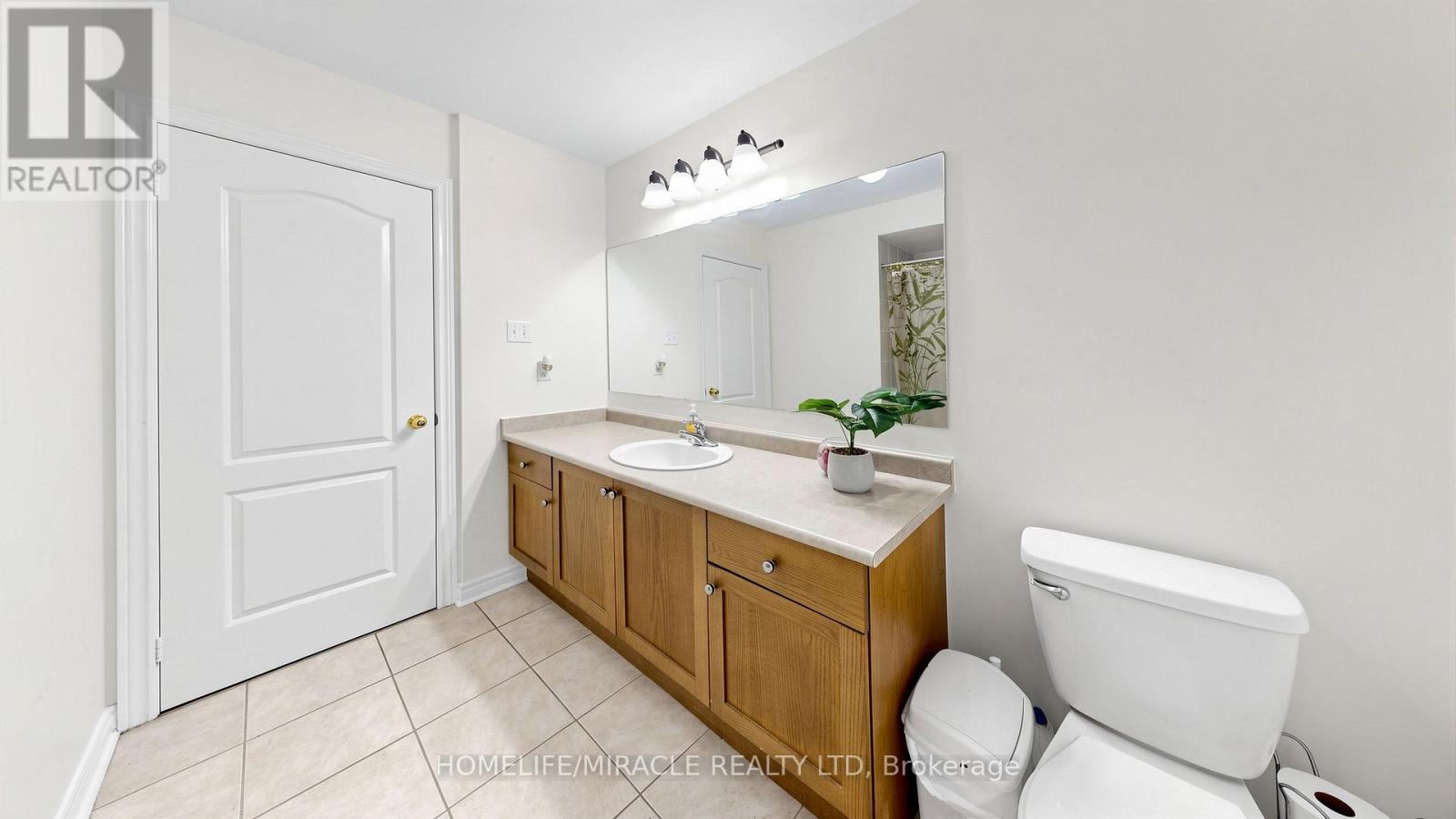66 Rocky Point Crescent, Brampton, Ontario  L6V 4R7 - Photo 31 - W13145734