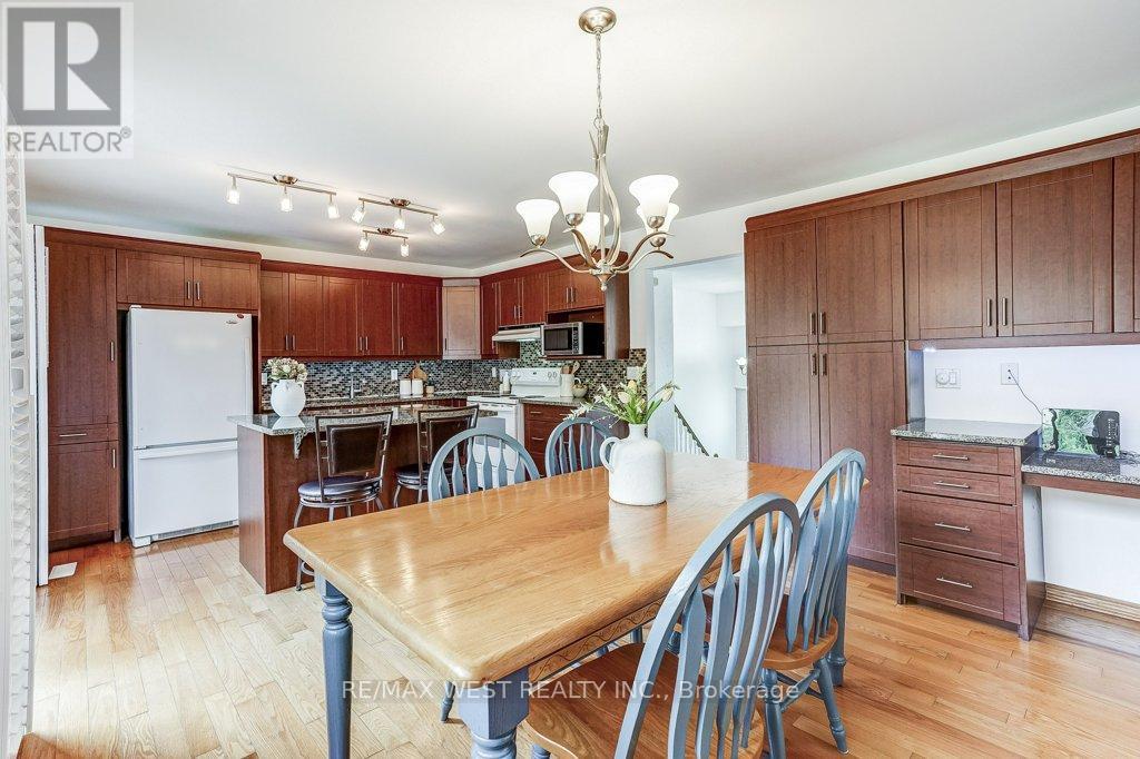 2995 Saint Malo Circle, Mississauga, Ontario  L5N 1T1 - Photo 15 - W13145800