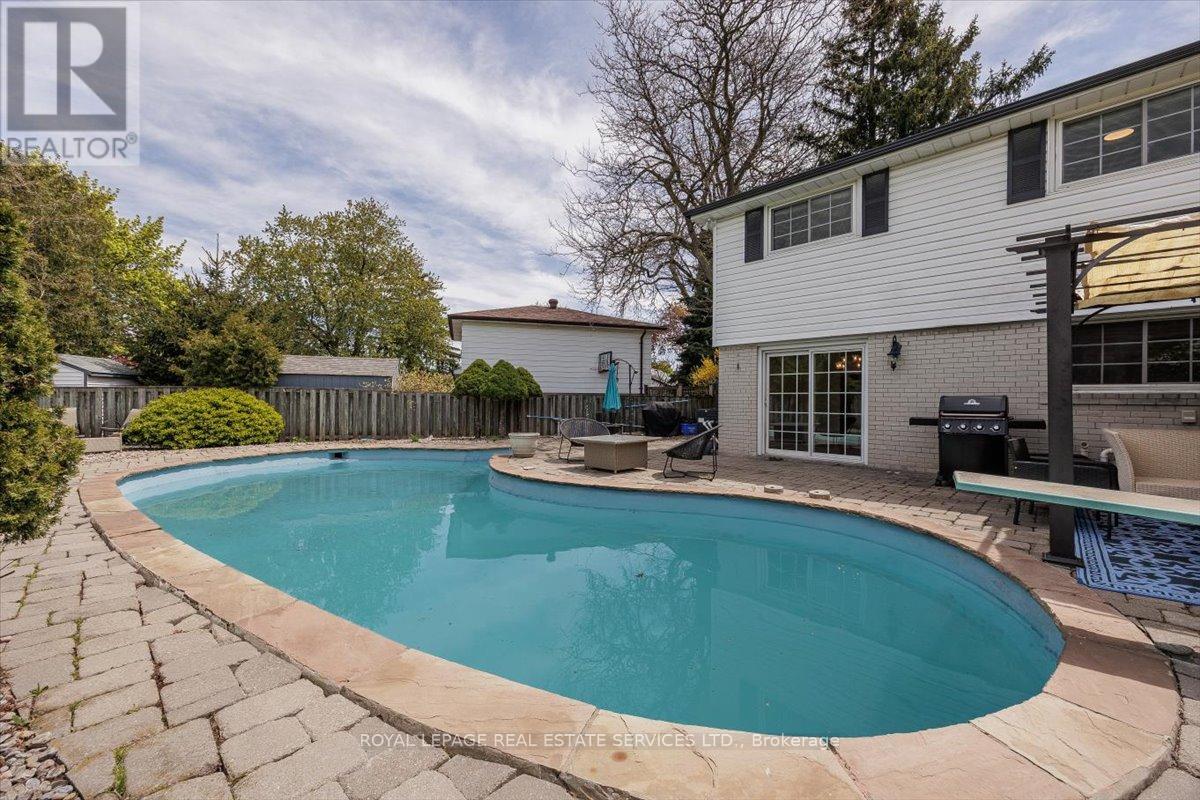 18 Chesterfield Road, Brampton, Ontario  L6W 1K9 - Photo 45 - W13145852