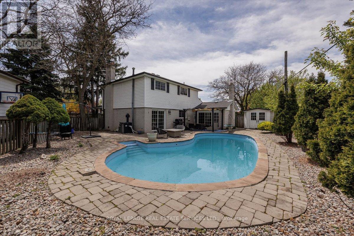 18 Chesterfield Road, Brampton, Ontario  L6W 1K9 - Photo 47 - W13145852