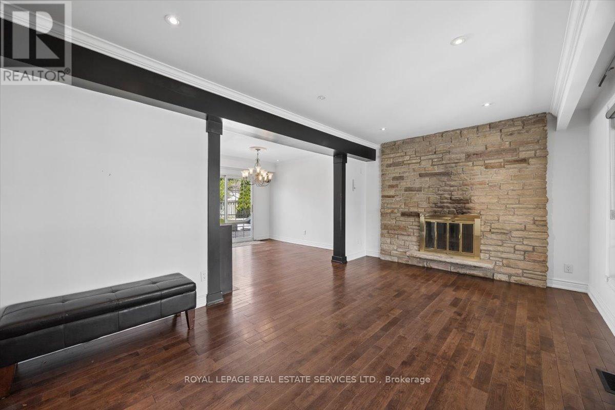 18 Chesterfield Road, Brampton, Ontario  L6W 1K9 - Photo 7 - W13145852