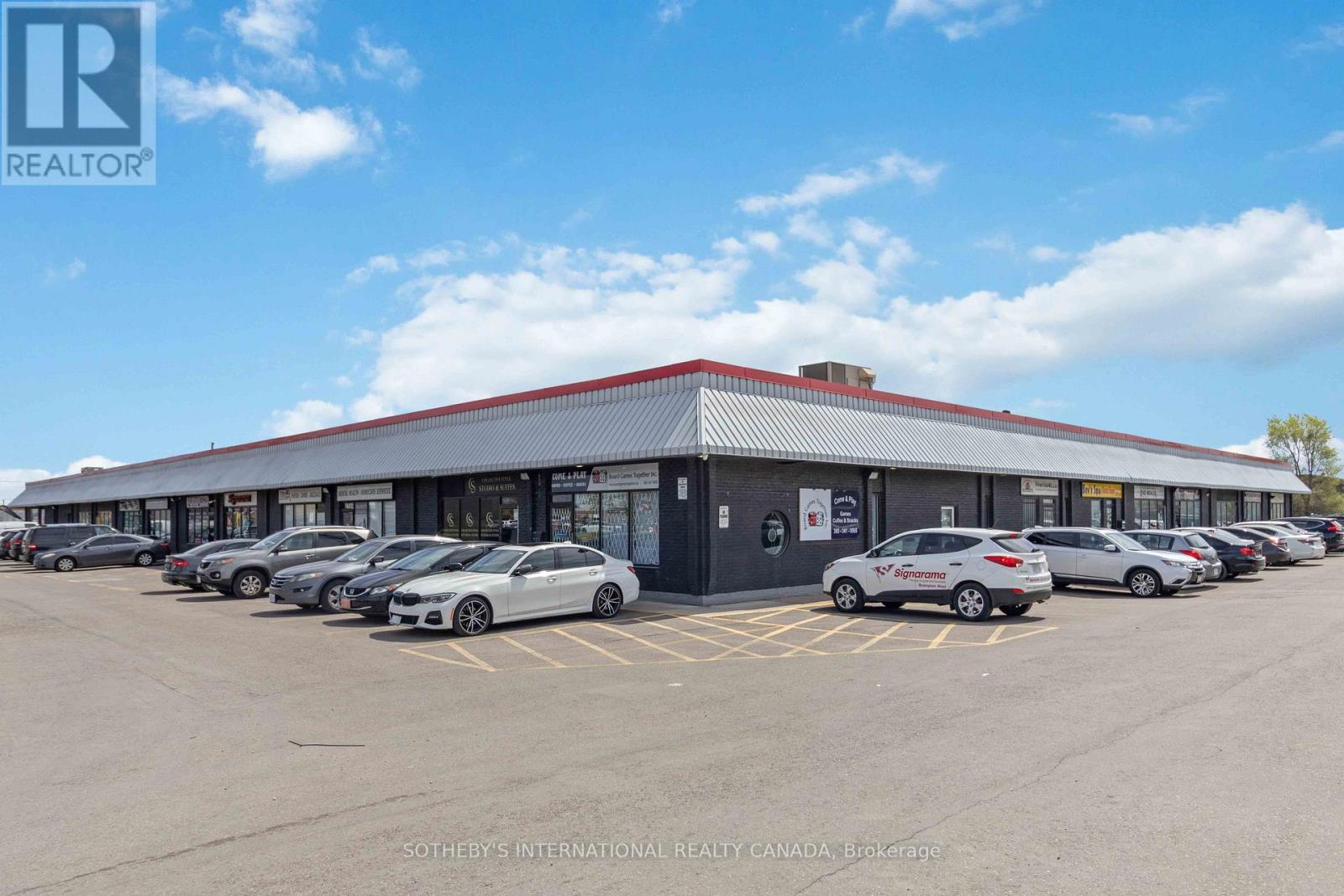 13 - 289 Rutherford Road S, Brampton, Ontario  L6W 3R9 - Photo 2 - W13145854